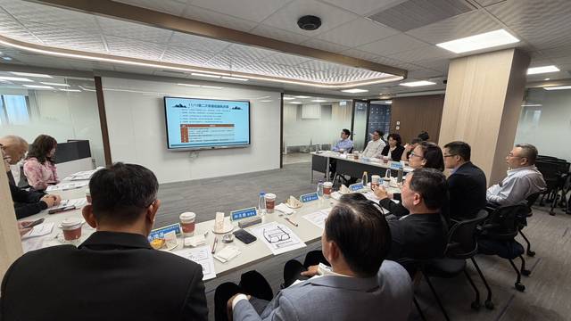 1380274_2b7b41f58e55a85b37148430edac02d2