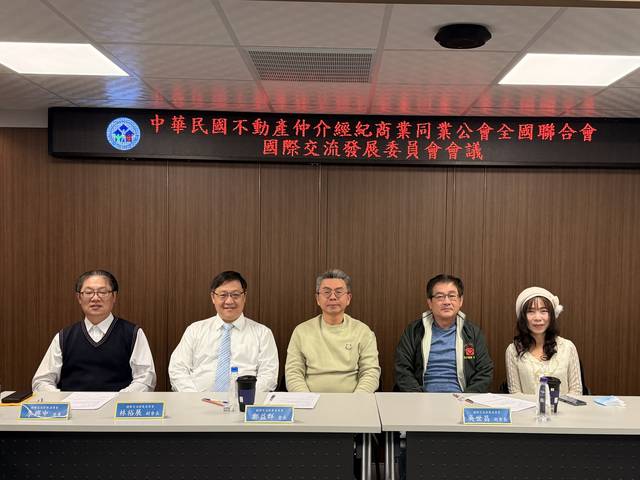 1380510_cfa3472f30dd838cef2bd63b34e0af87